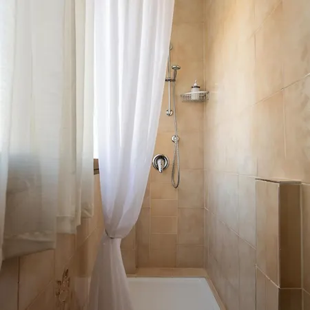 La Terrazza Sul Parco * Куарту-Сант'Элена