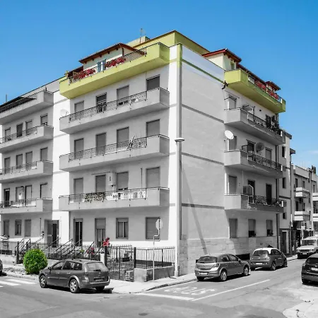 La Terrazza Sul Parco * Куарту-Сант'Элена